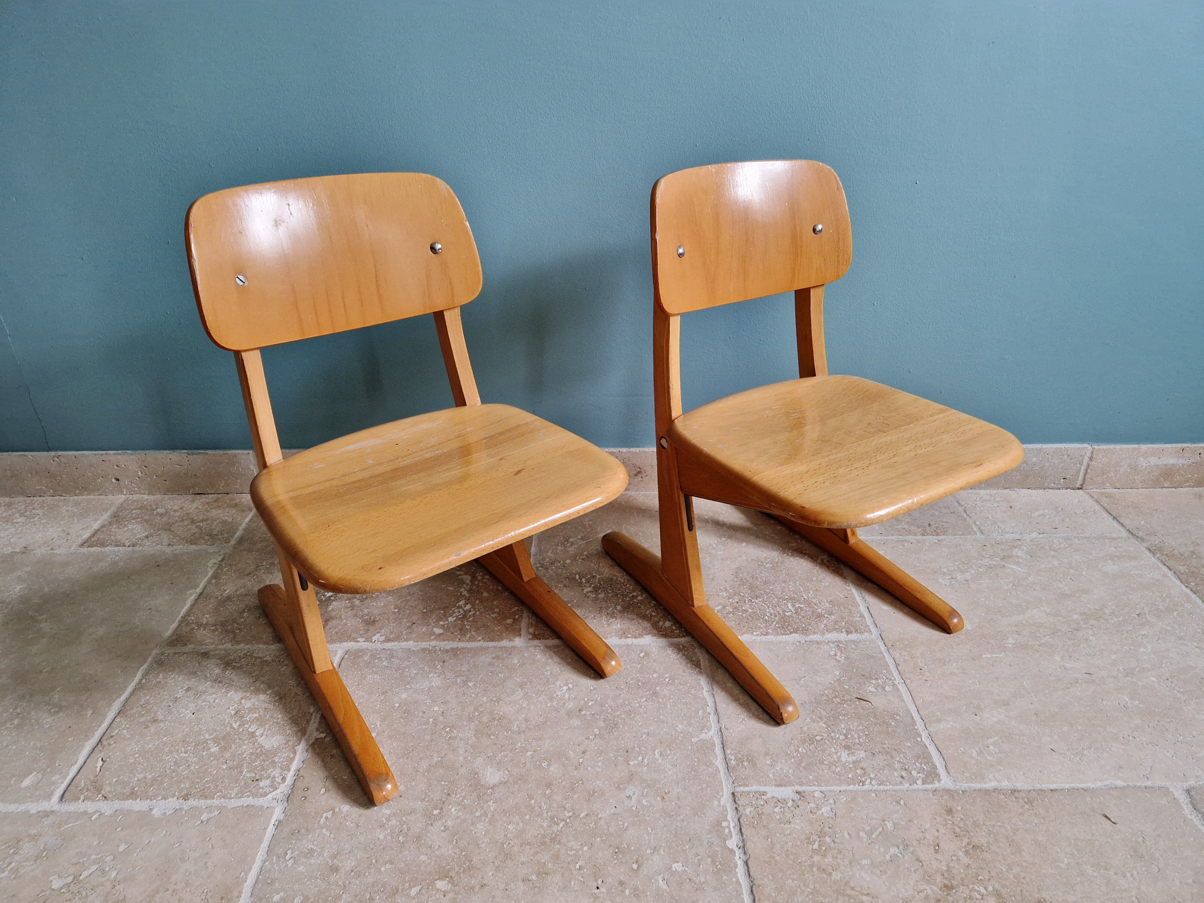 Pair of children's chairs by Casala in solid beech, 1960s.