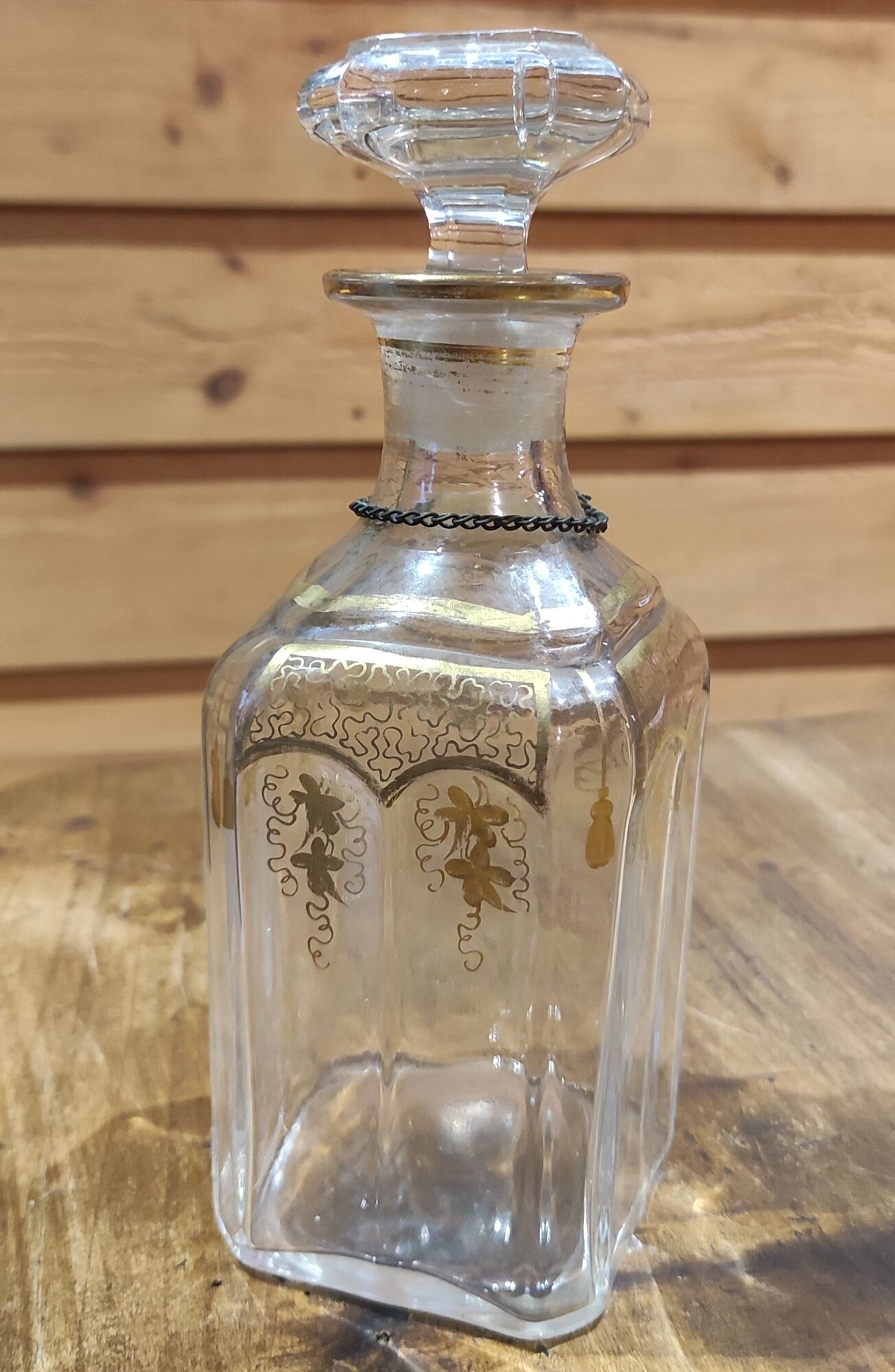 Old carafe kirsch crystal Baccarat and mother-of-pearl