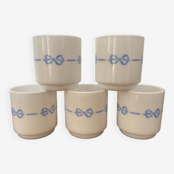 Set of 5 Arcopal coffee cups