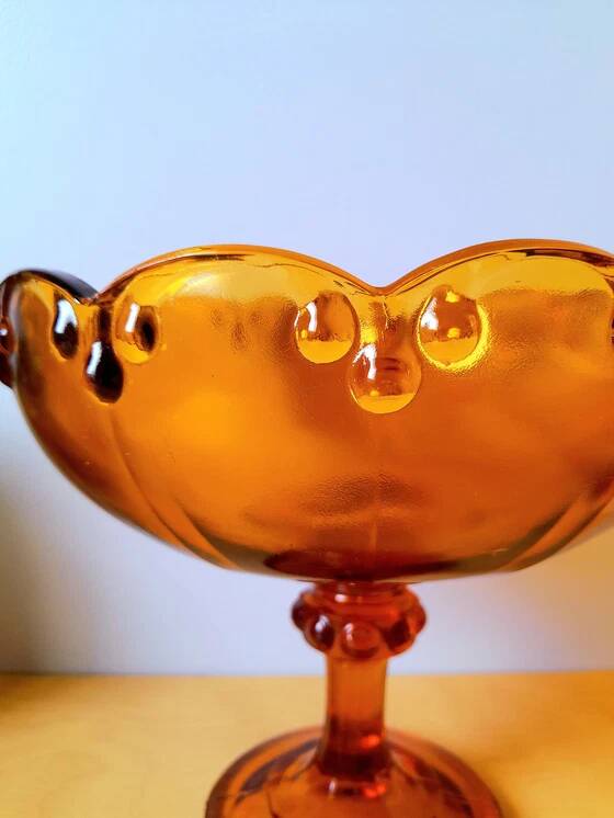 Amber glass fruit bowl
