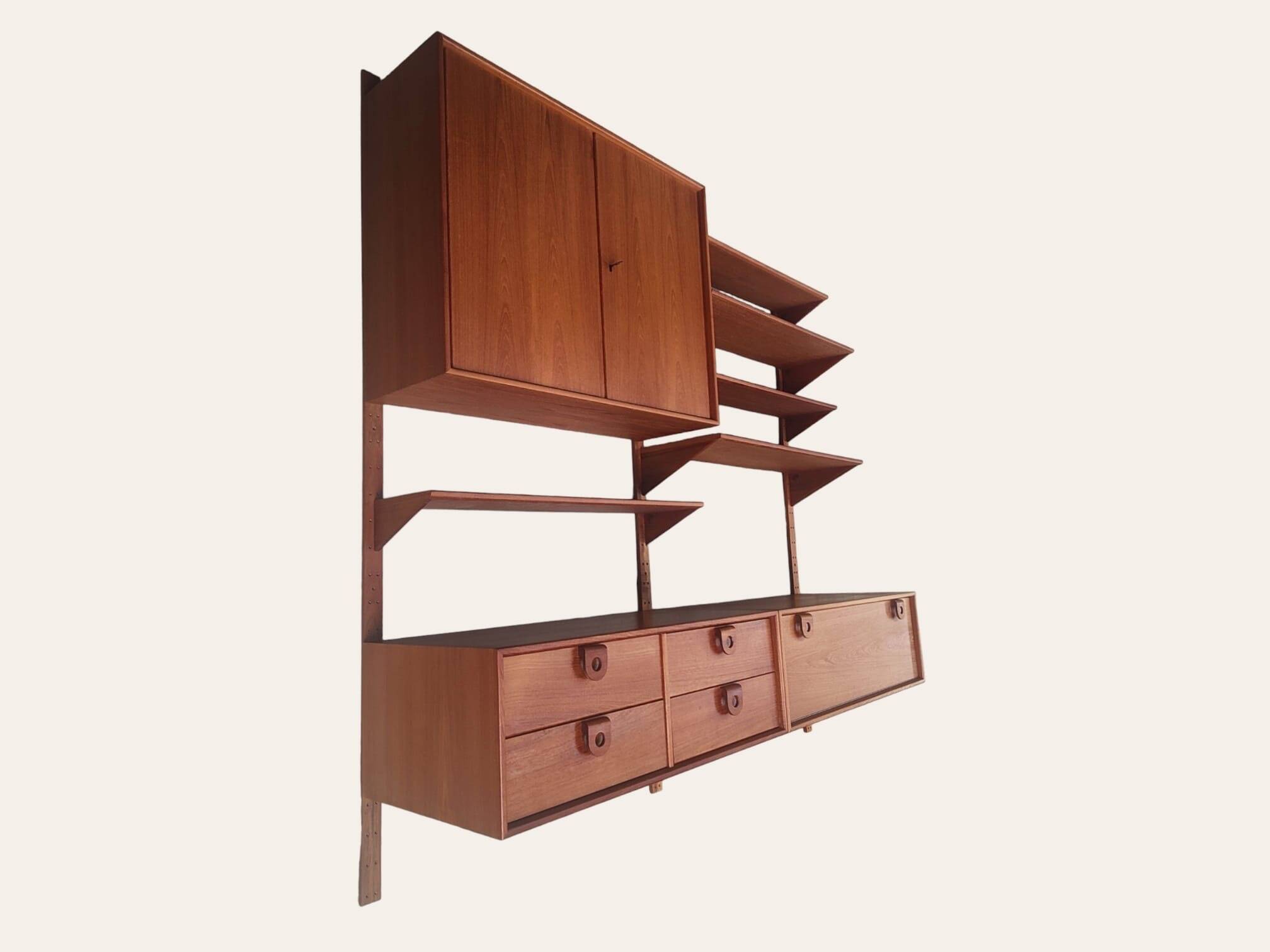 Système mural du milieu du siècle