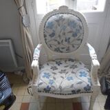 Paire de fauteuils de style Louis XV