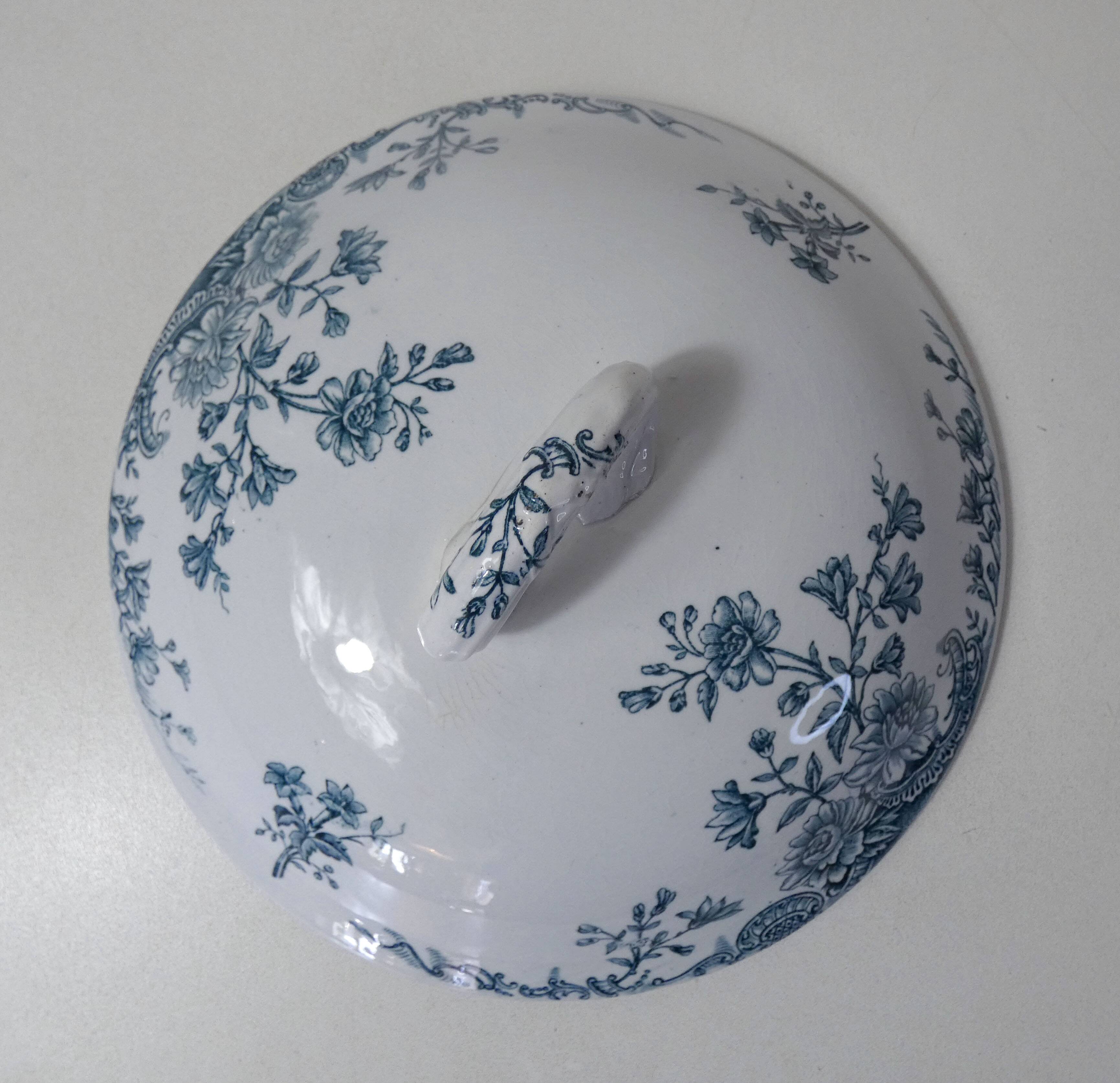 Iron earth tureen flowers althaea