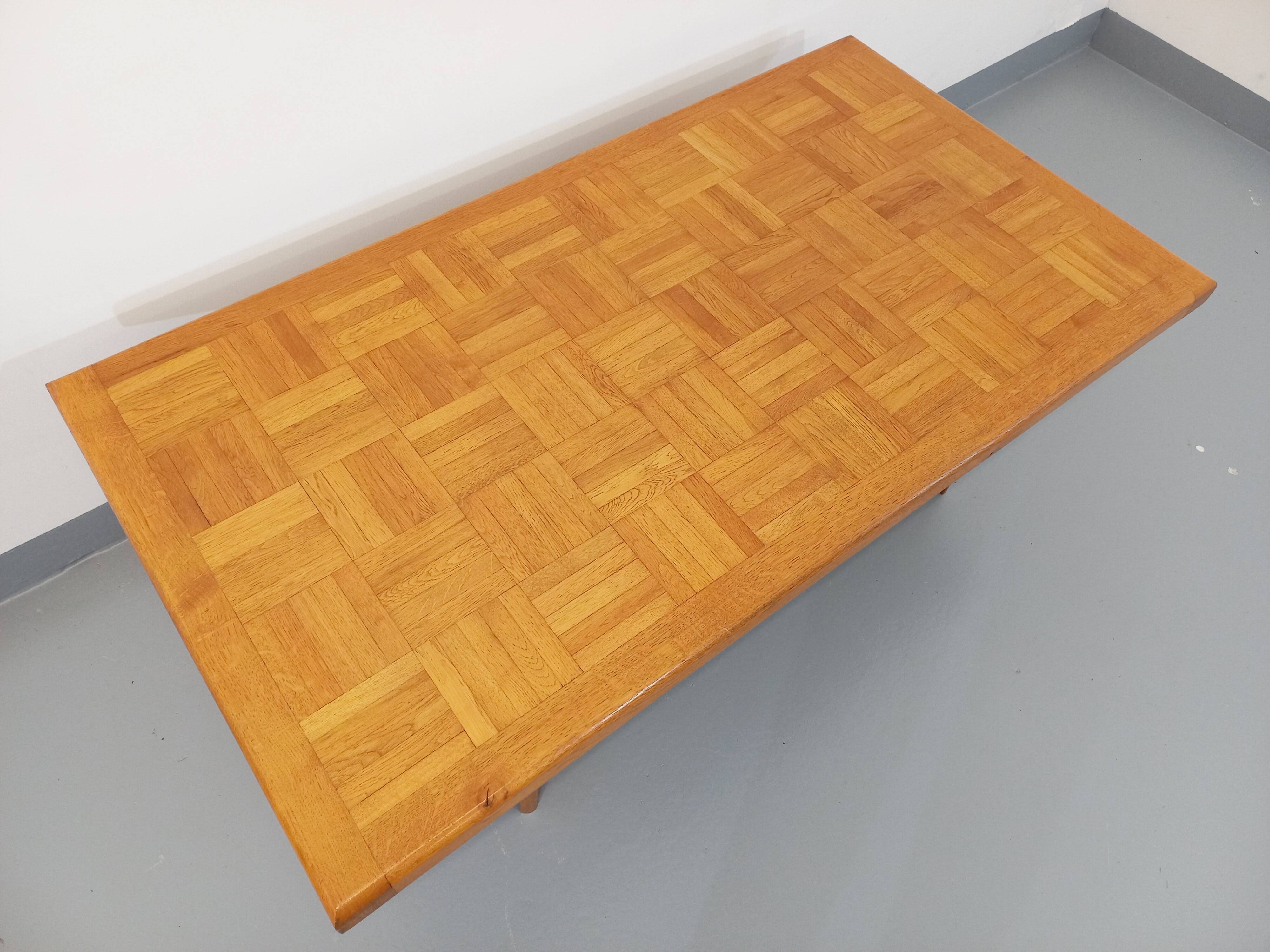 Vintage solid oak coffee table from the 70s 80s Perriand Regain Chapo style