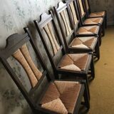 Solid chene chairs with straw seat