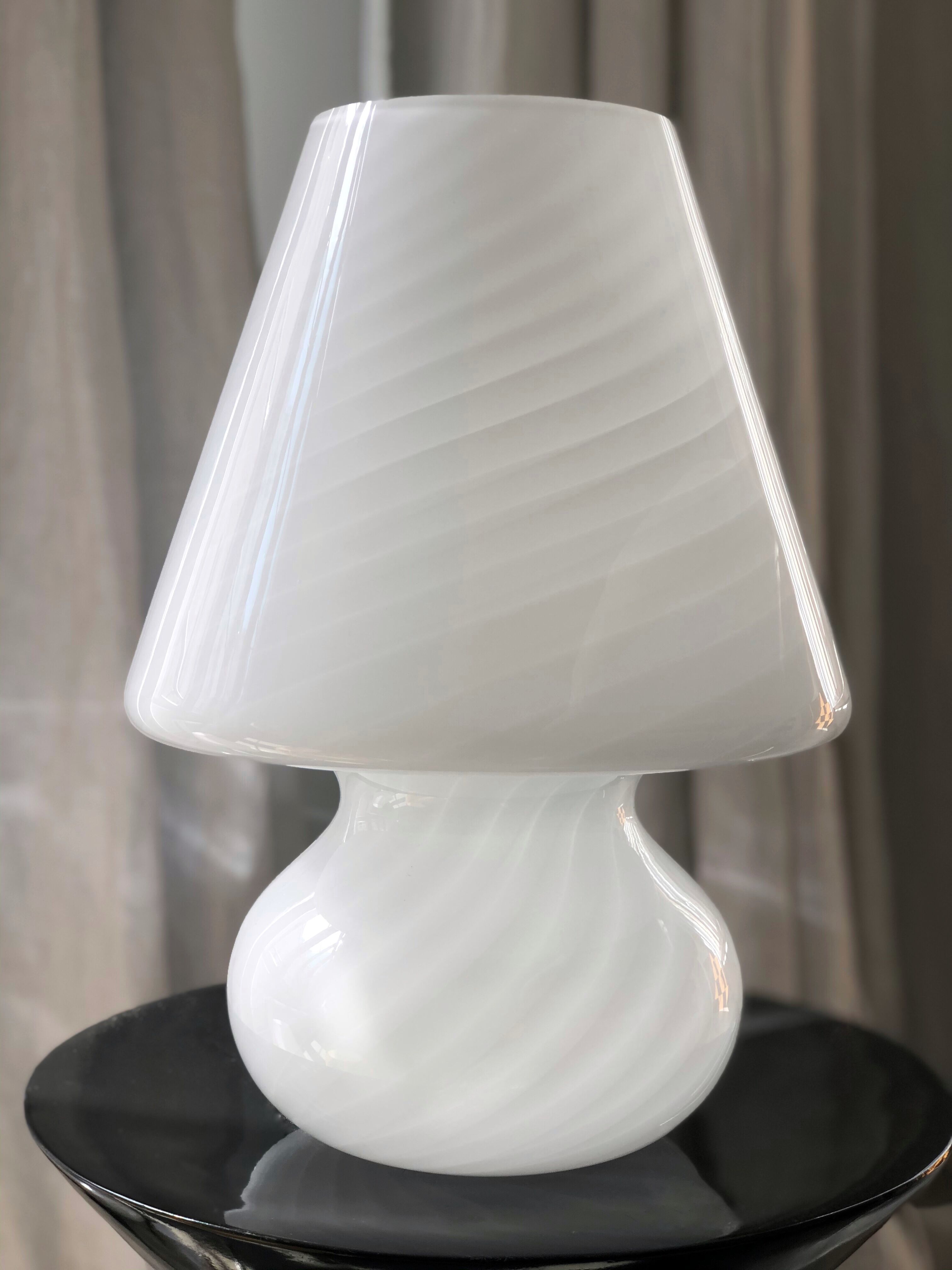 Murano mushroom lamp
