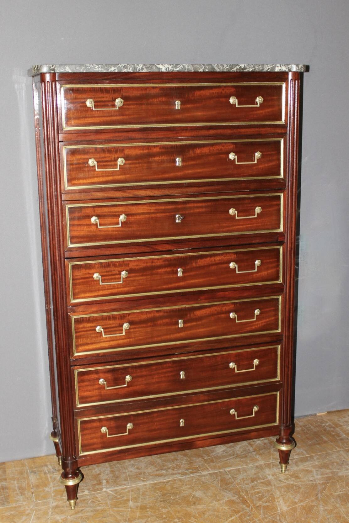 Semainier louis XVI en acajou XVIII