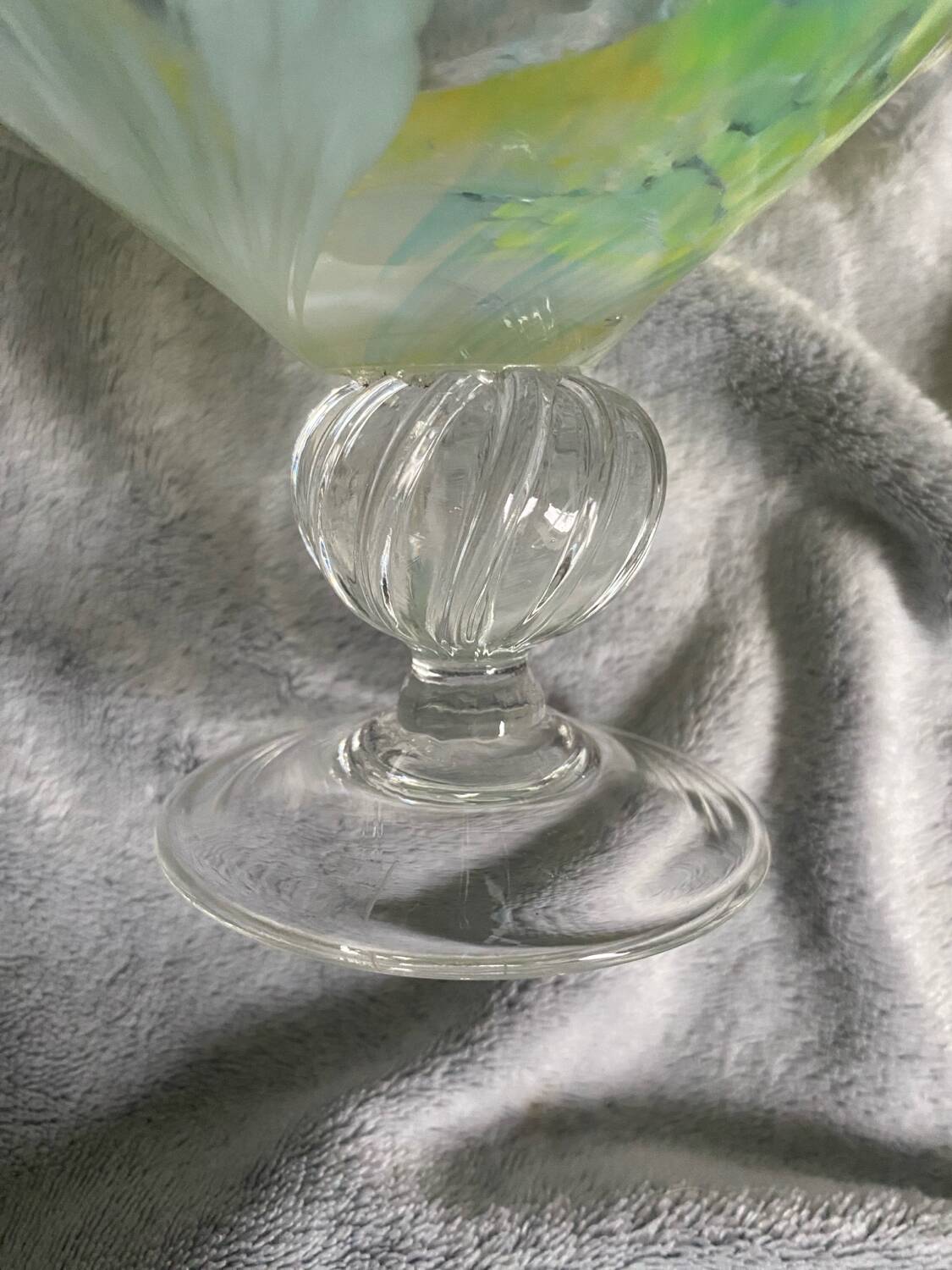 Centre de table sur pied en verre soufflé