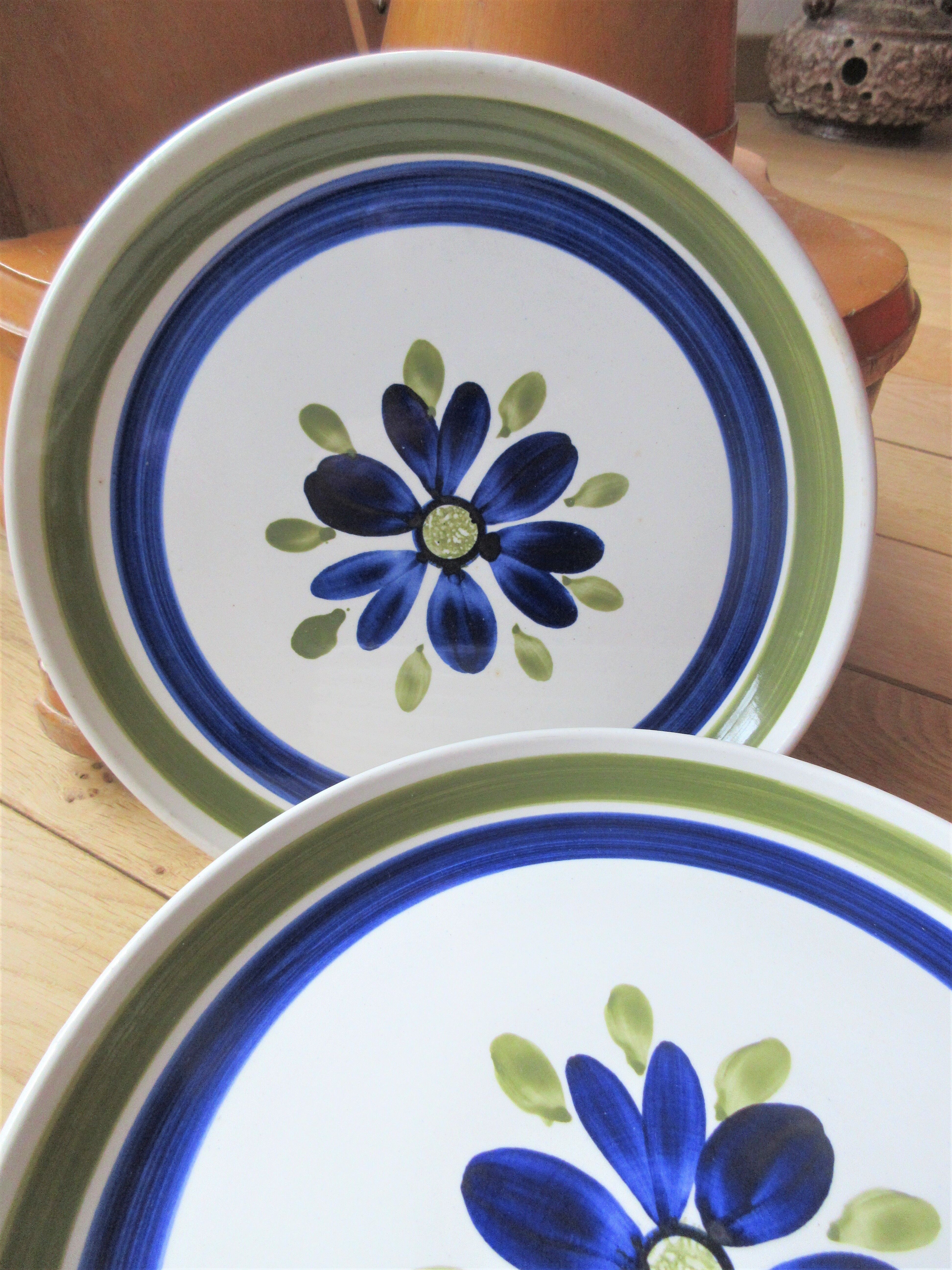 8 plates Sarreguemines and Digoin model "Karine"