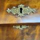 Secrétaire / scriban époque Bieidermeier en acajou flammé – XIXe siècle