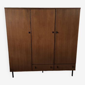 Armoire scandinave en teck vintage