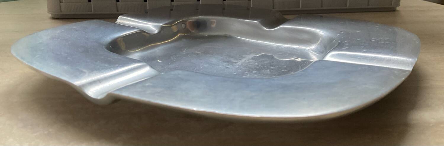 Cendrier en aluminium poli, années 50-60