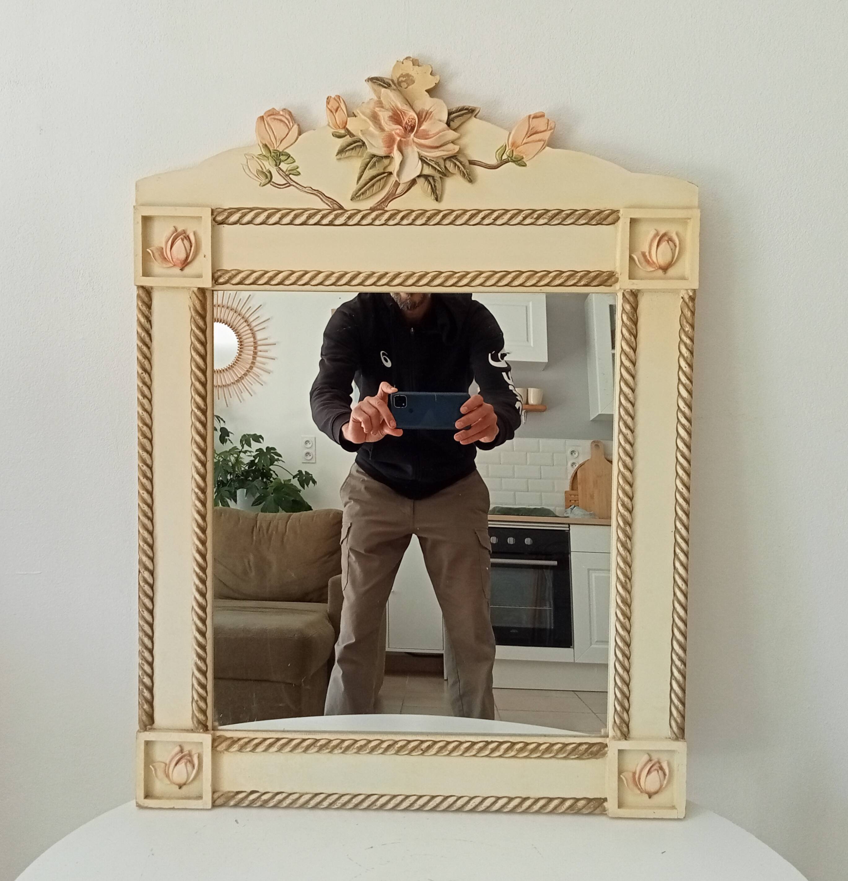 Vintage bohemian mirror from the 80s in carved wood.