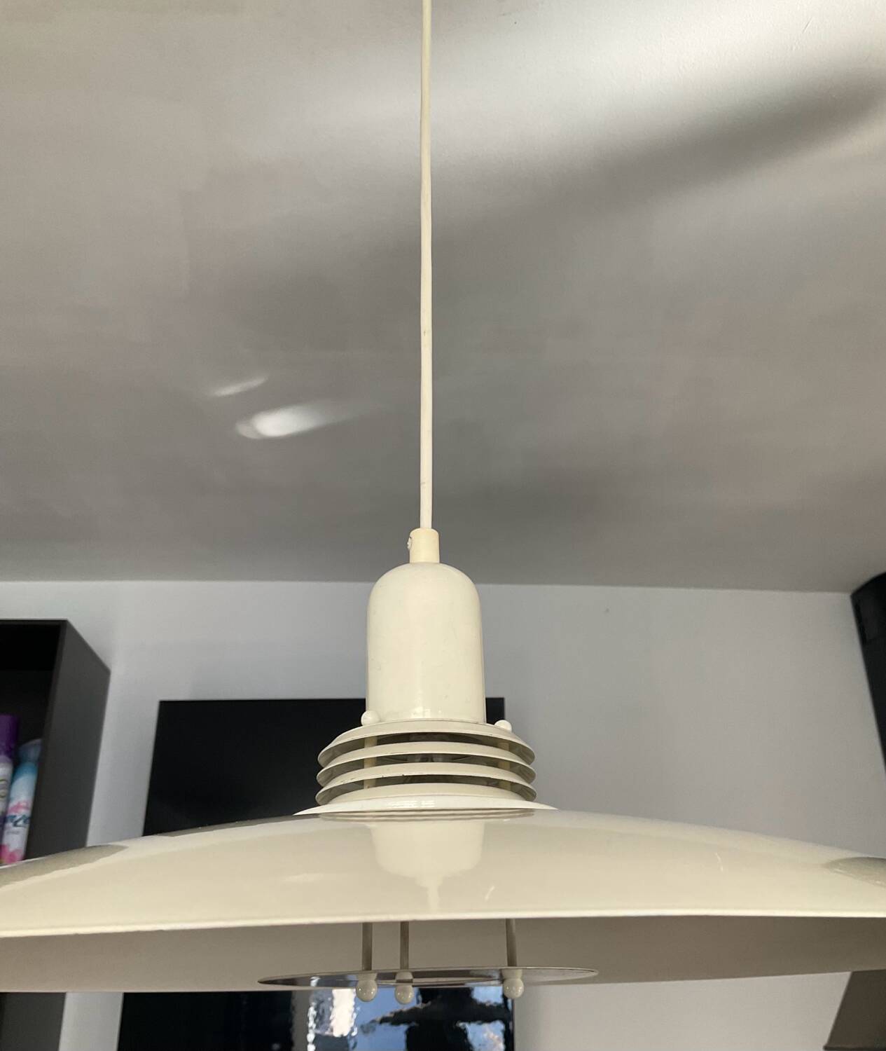 Happy Light Holland saucer pendant light from the 80s