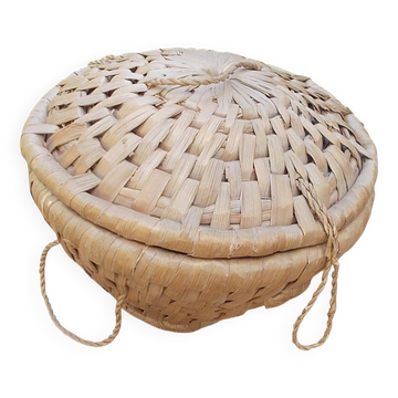 Panier ancien en osier rond avec couvercle