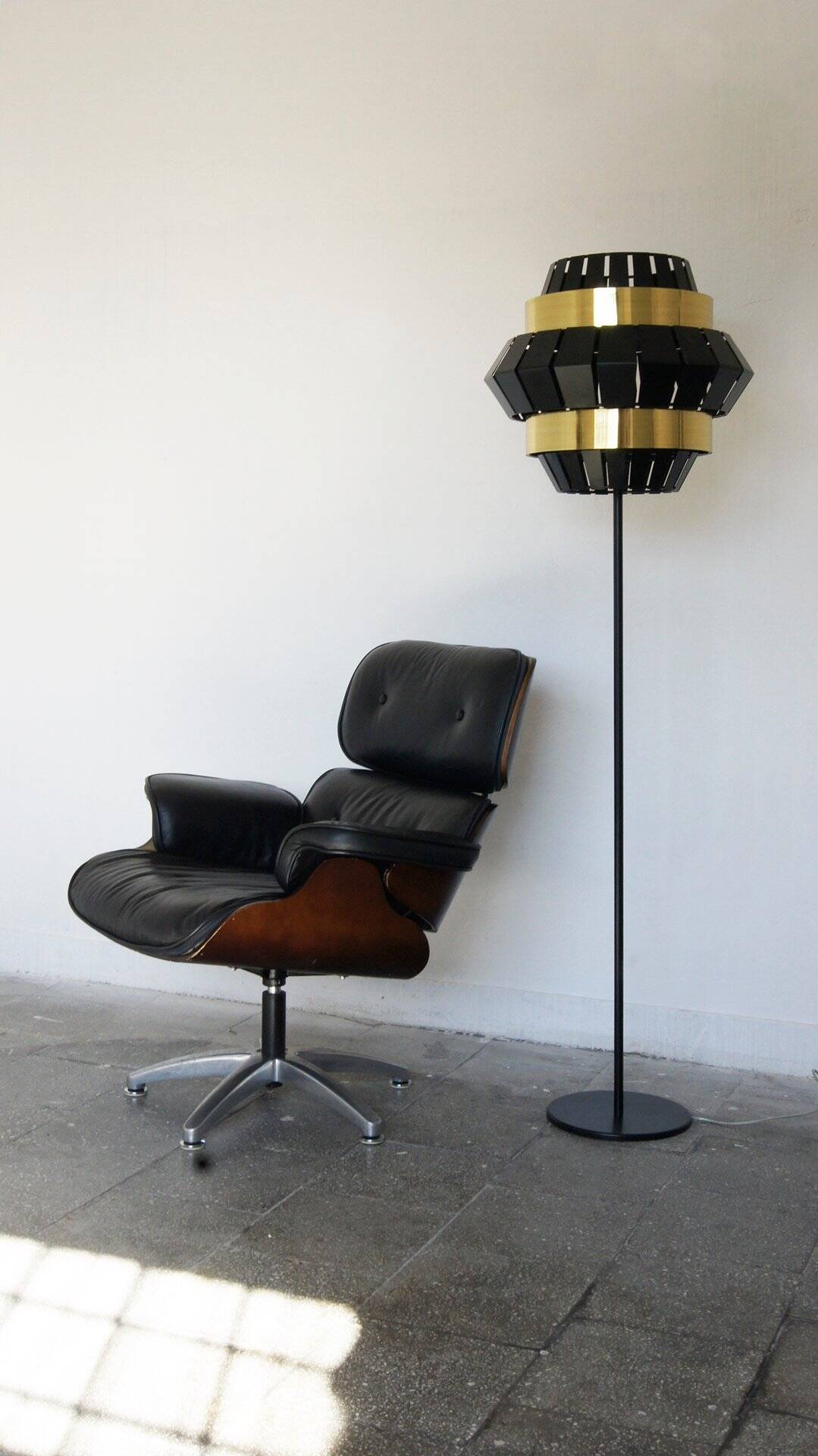Comb Floor Lamp from Utu Soulful Lighting