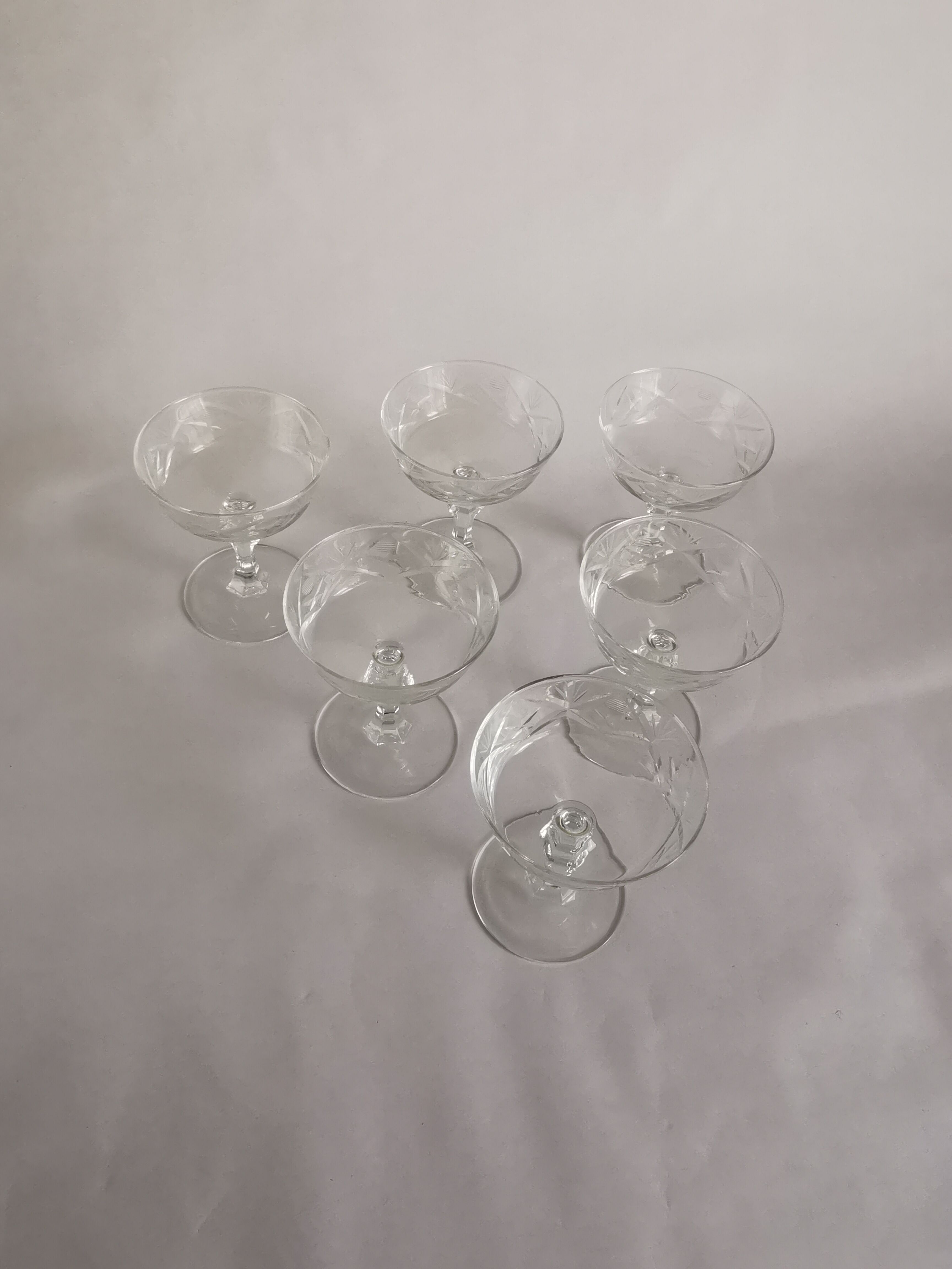 6 champagne glasses