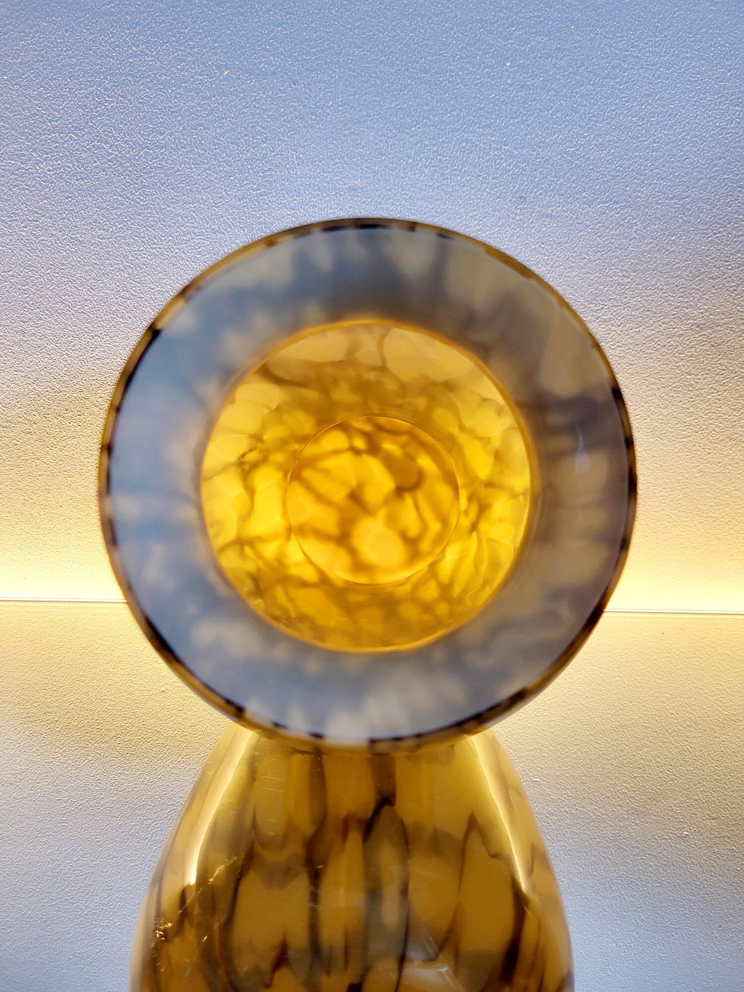 Vase in opaline glaze Art Deco Scailmont Glassworks Henri Heemskerk Belgium