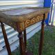 Table d'appoint de style Louis XVI en bois et placage
