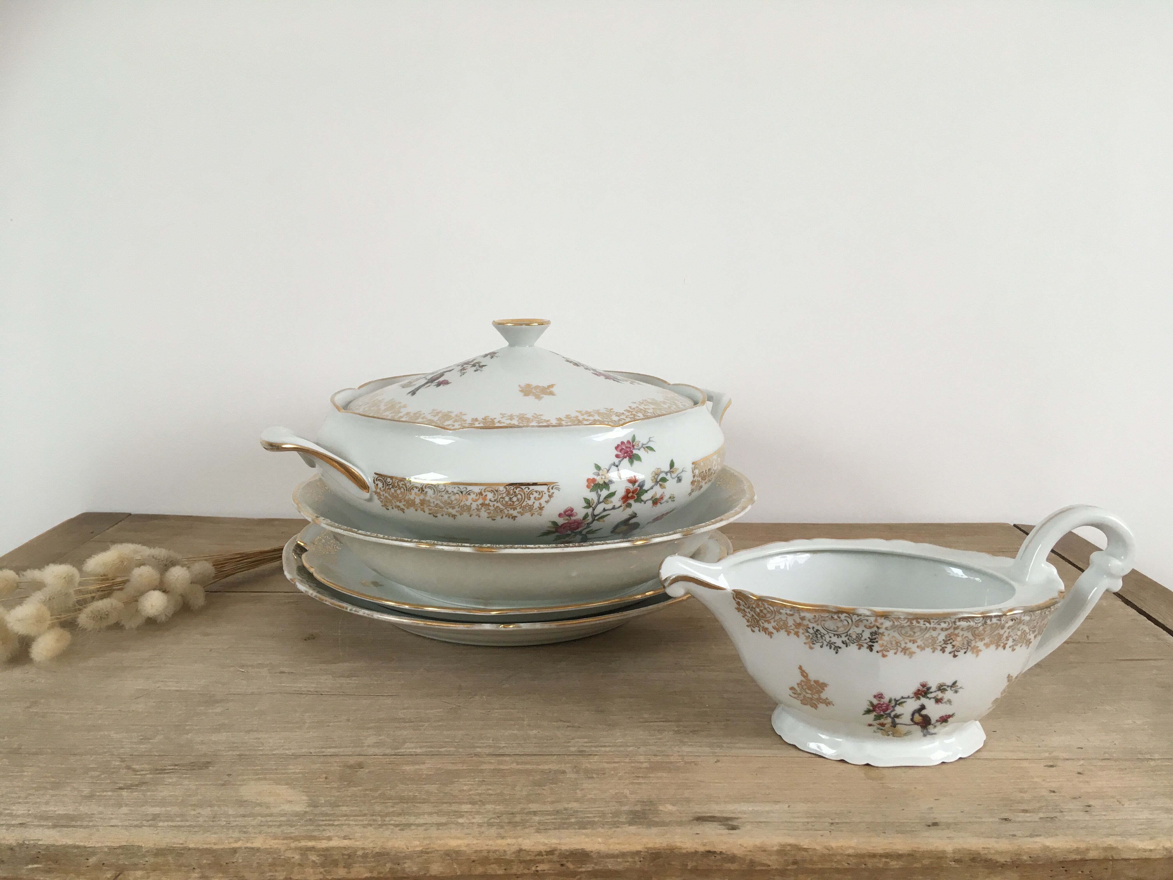 Hollow dish porcelain bird of paradise