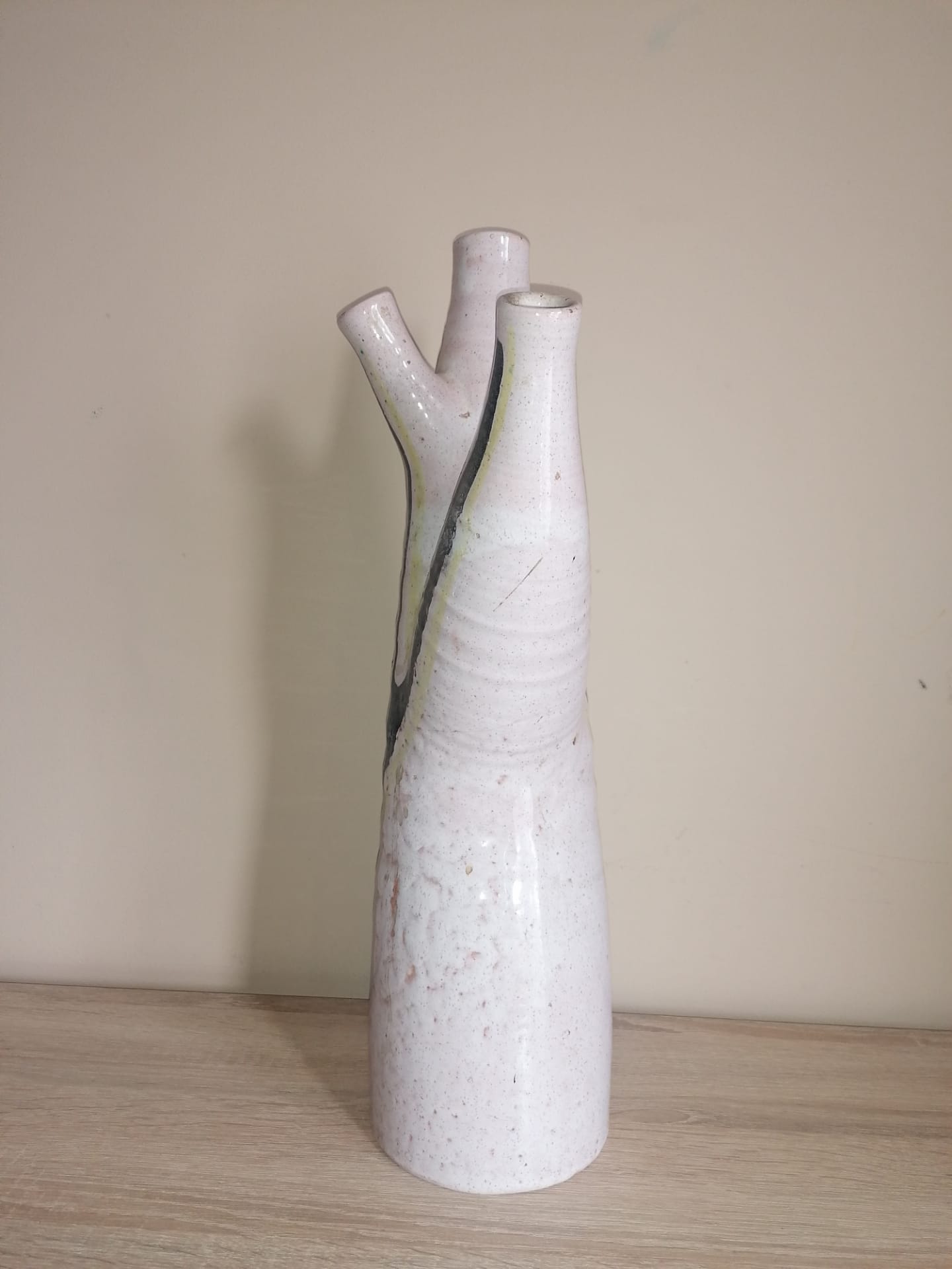 Ceramic vase