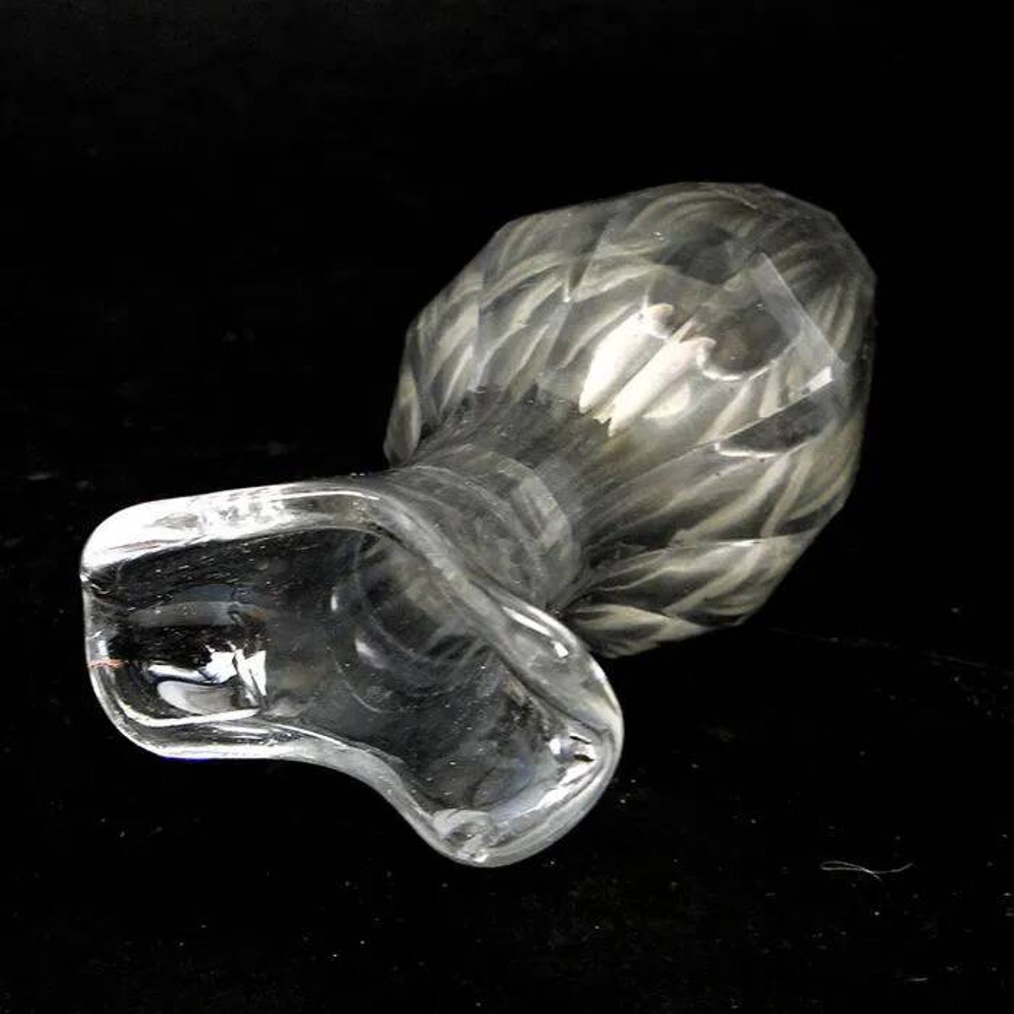 D6H Biedermeier Carafe