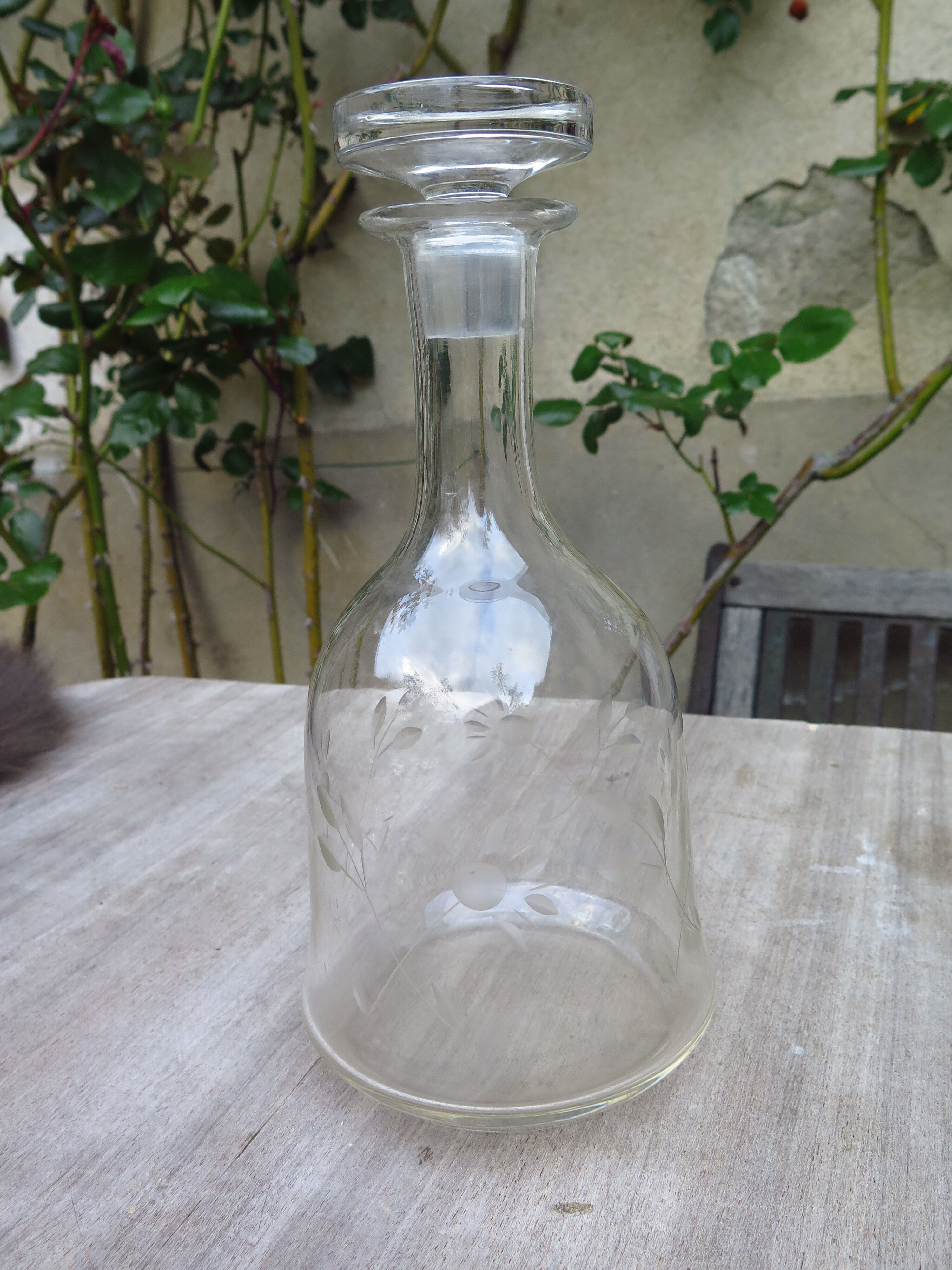 Frosted engraved crystal decanter