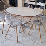 Suite de 6 chaises, pieds bois cookie, design Studio Zetass, Infiniti