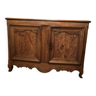 Dining room buffet