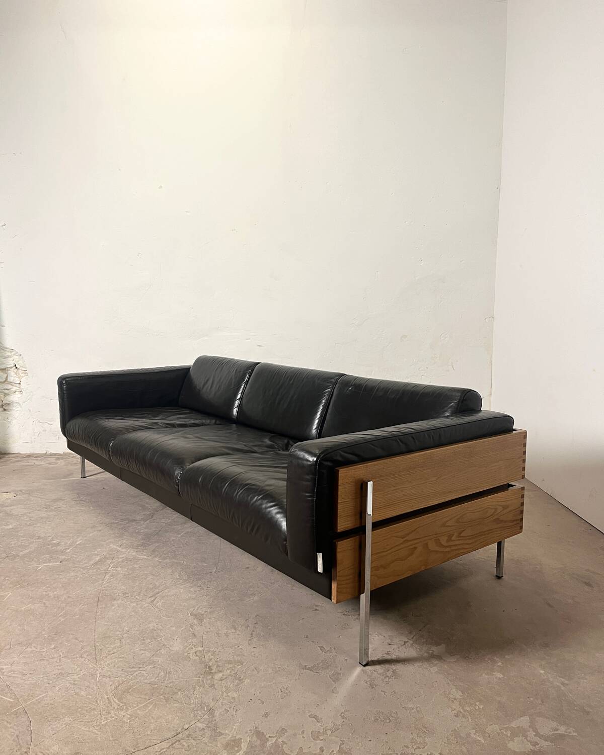 Canapé “Forum” par Robin Day pour Habitat – cuir chocolat, 1990