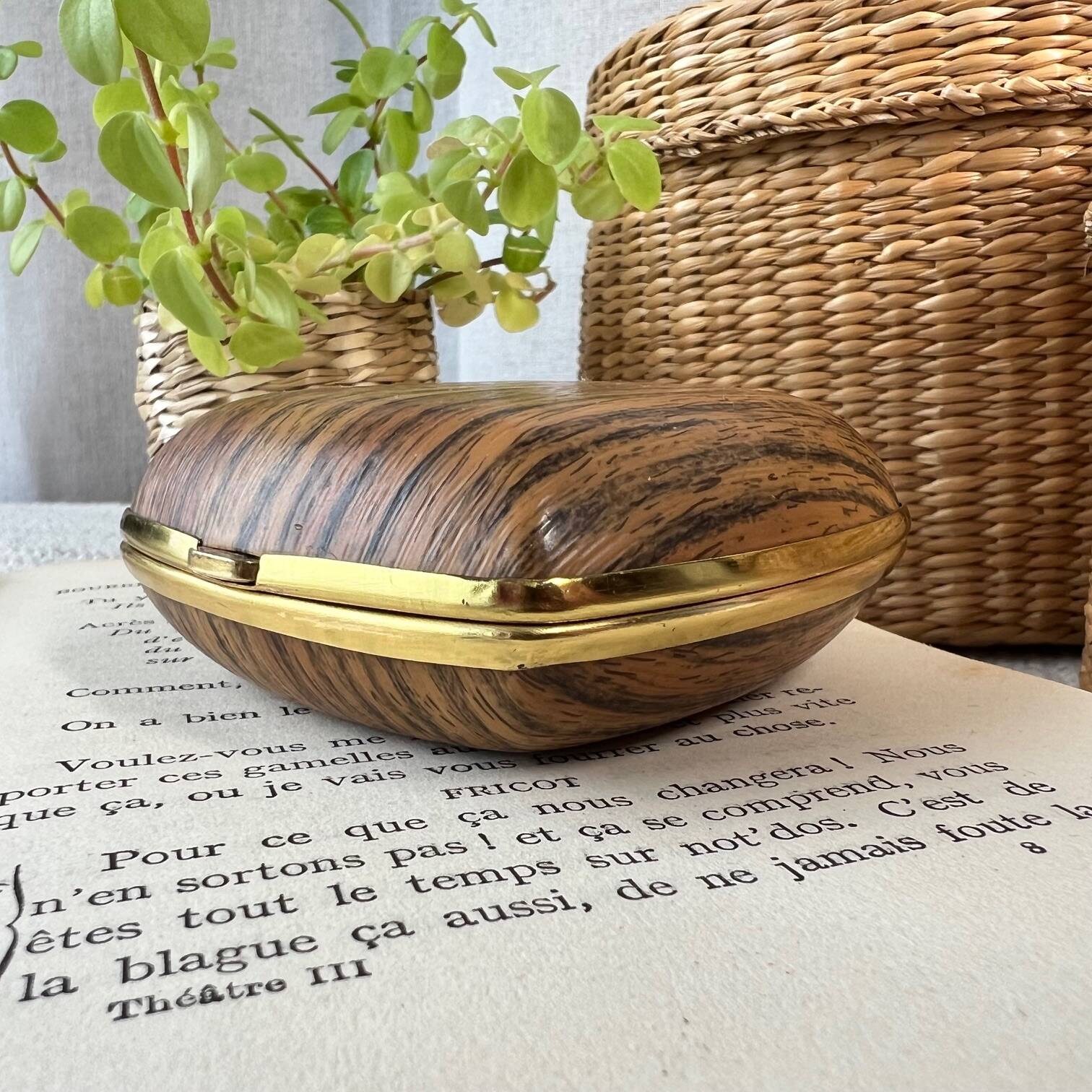 Small square box
