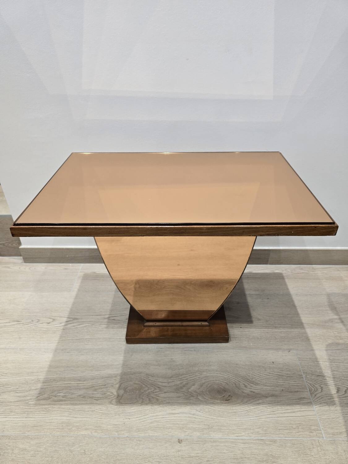 Art Deco mirrored coffee table