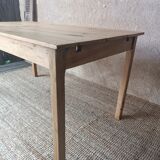 Farmhouse table