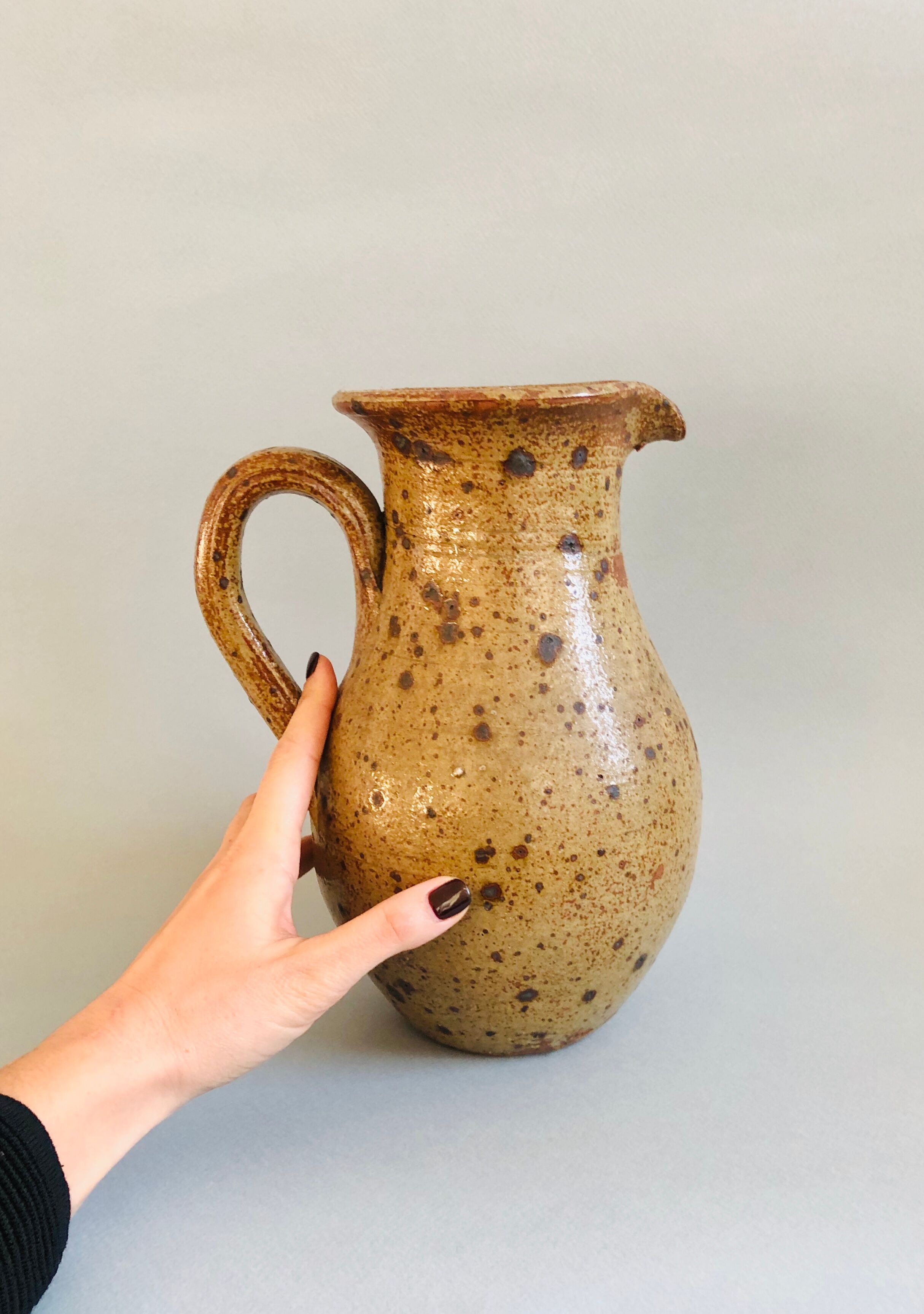 Large pyrity sandstone pitcher vase