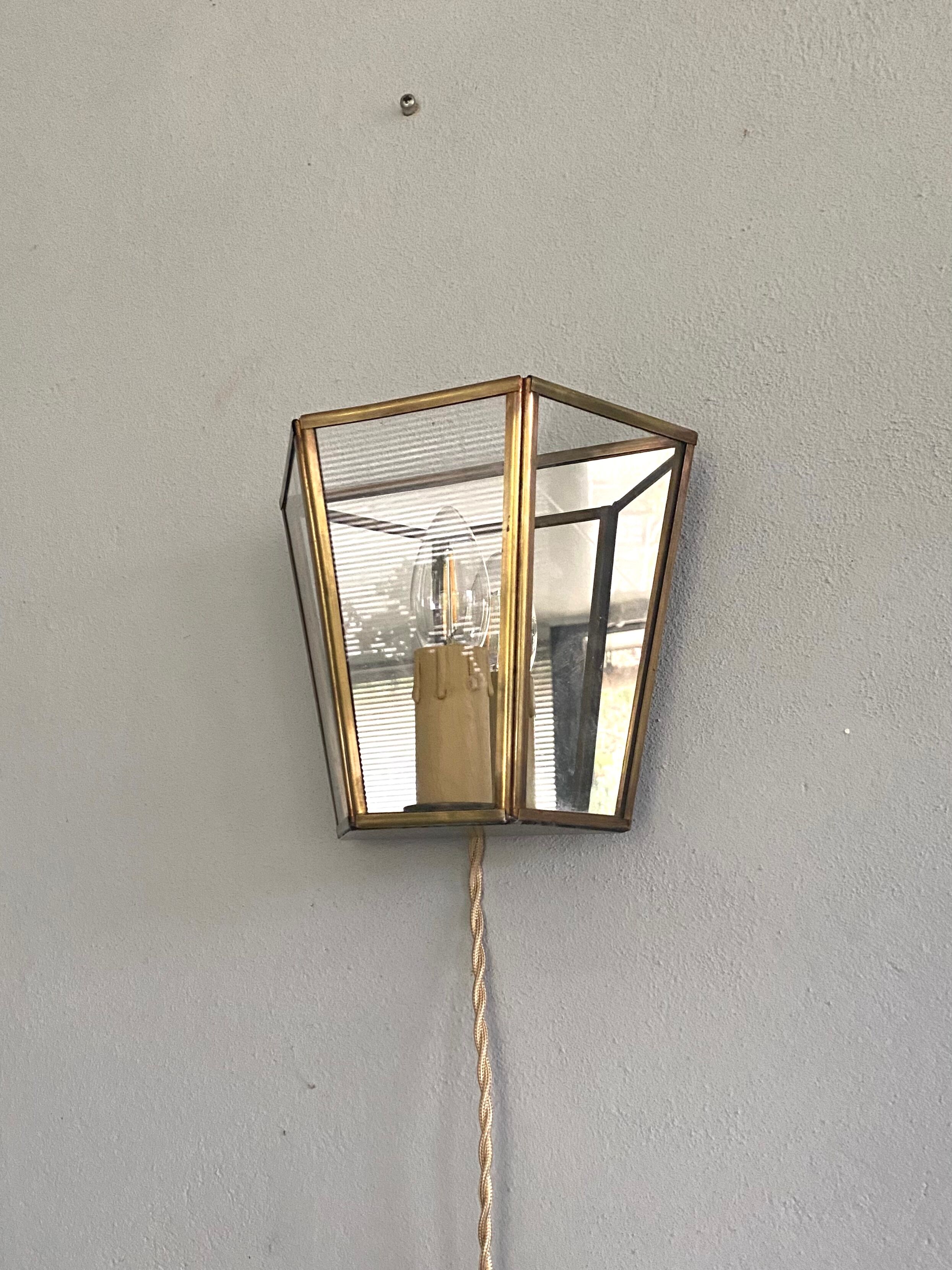 Brass wall lamp, mirror 50s