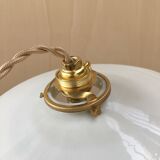 Paire de suspensions vintage en opaline blanche