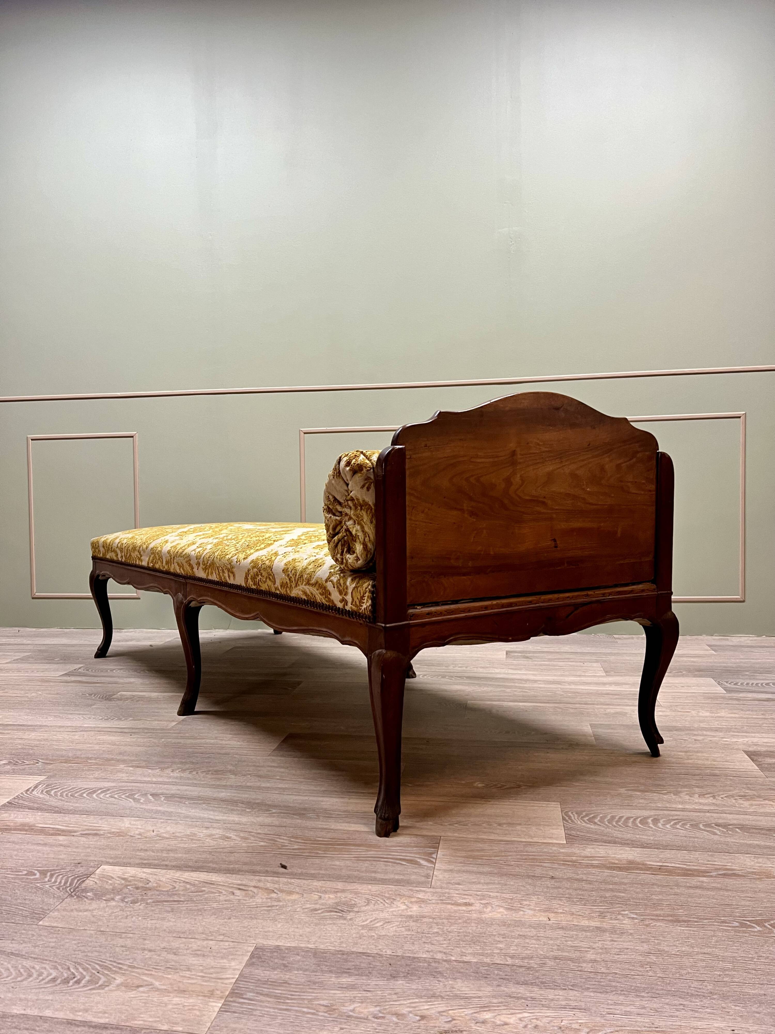 Resting Lily In Natural Wood Louis XV Style XIX Eme Century
