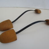 2 Vintage shoe trees