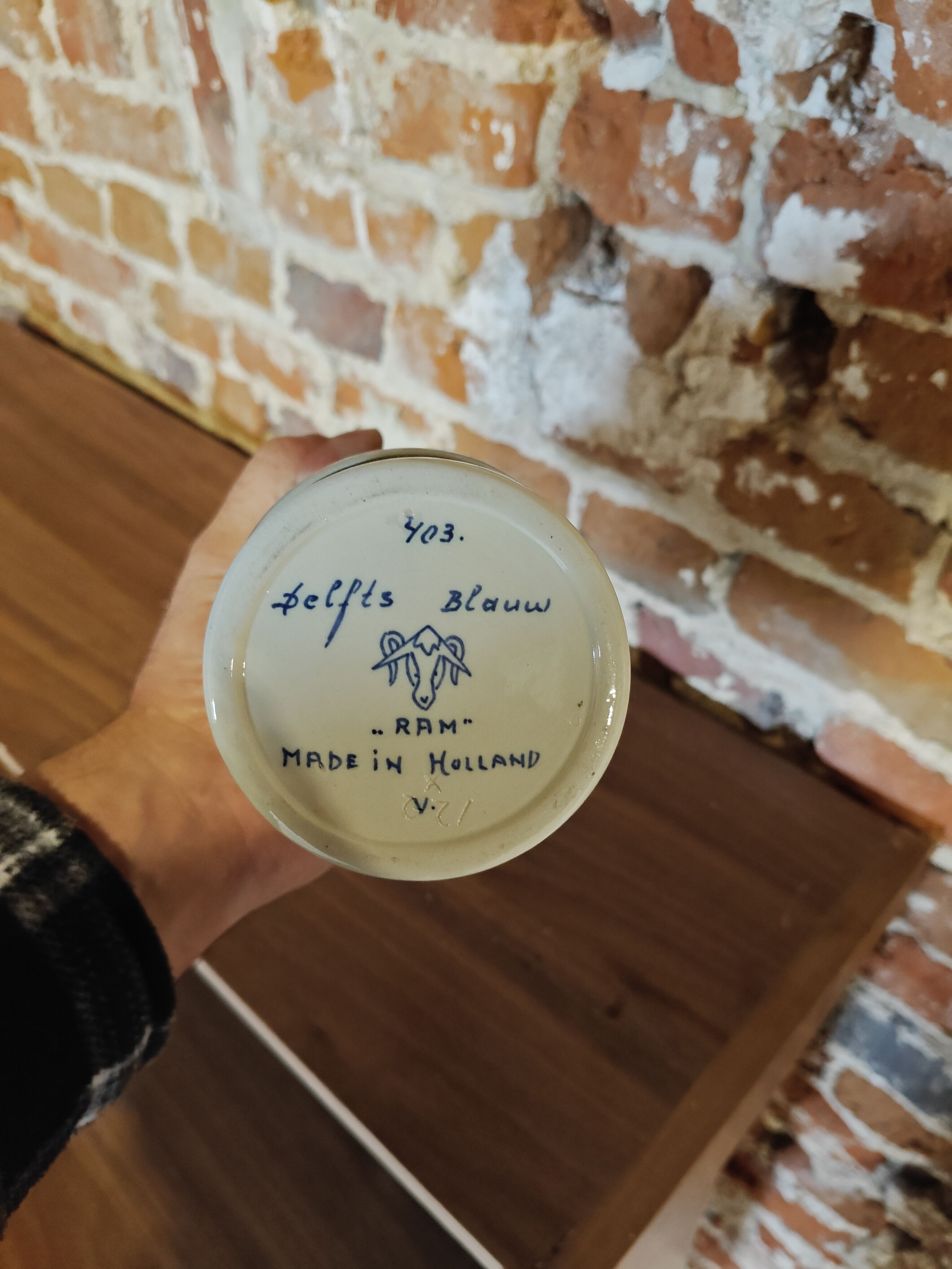Delft Blue ceramic bottle – Made in Holland – with cork