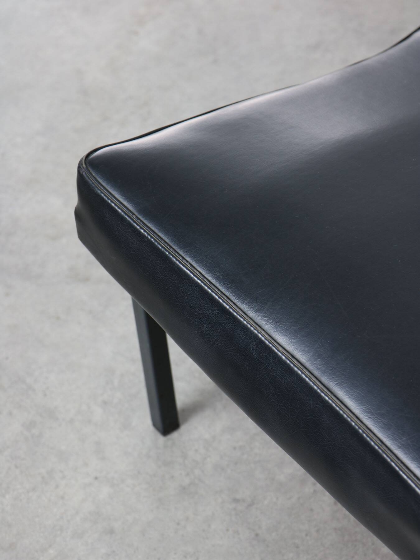 Fauteuil lounge vintage noir de Stol Kamnik, 1960s
