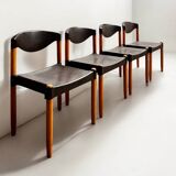 Quatre chaises Casala en plastique