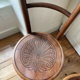 Lot 2 wooden Thonet bistro chairs