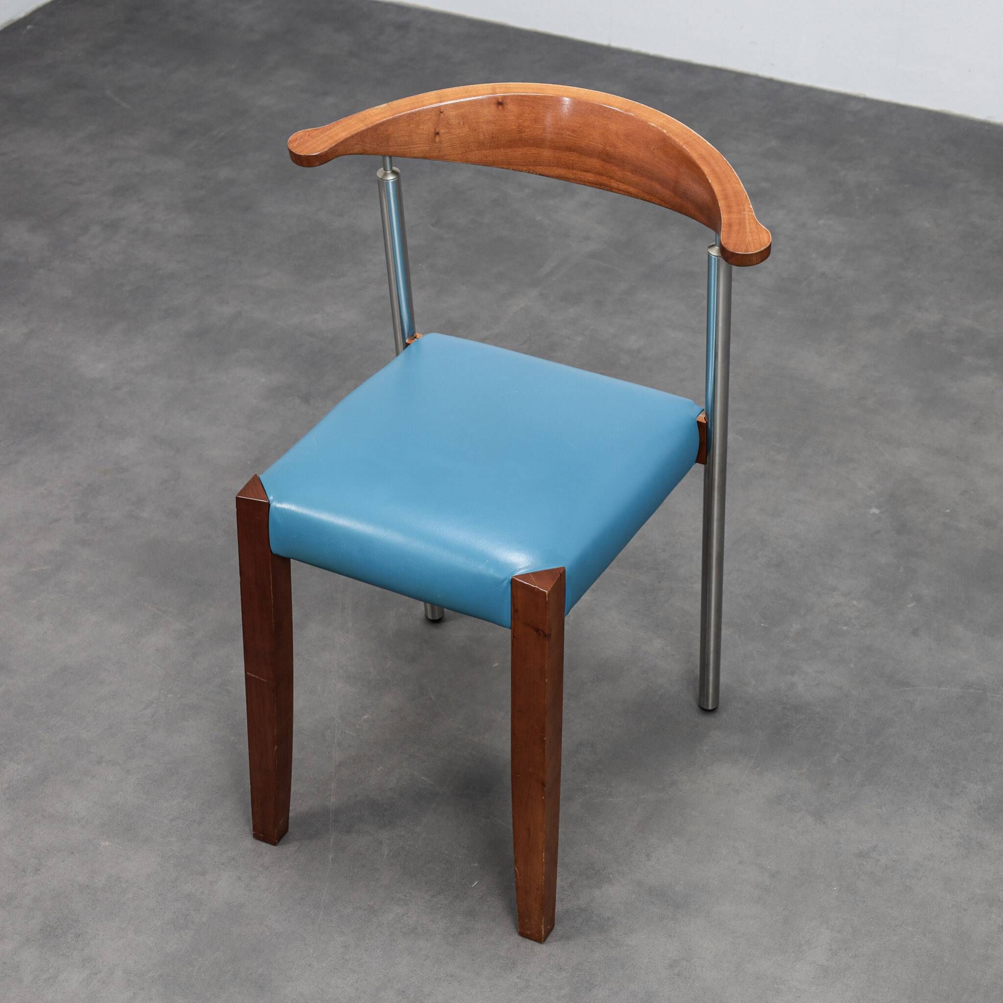 Set of 4 postmodern leather dining chairs, Italy, 1990s