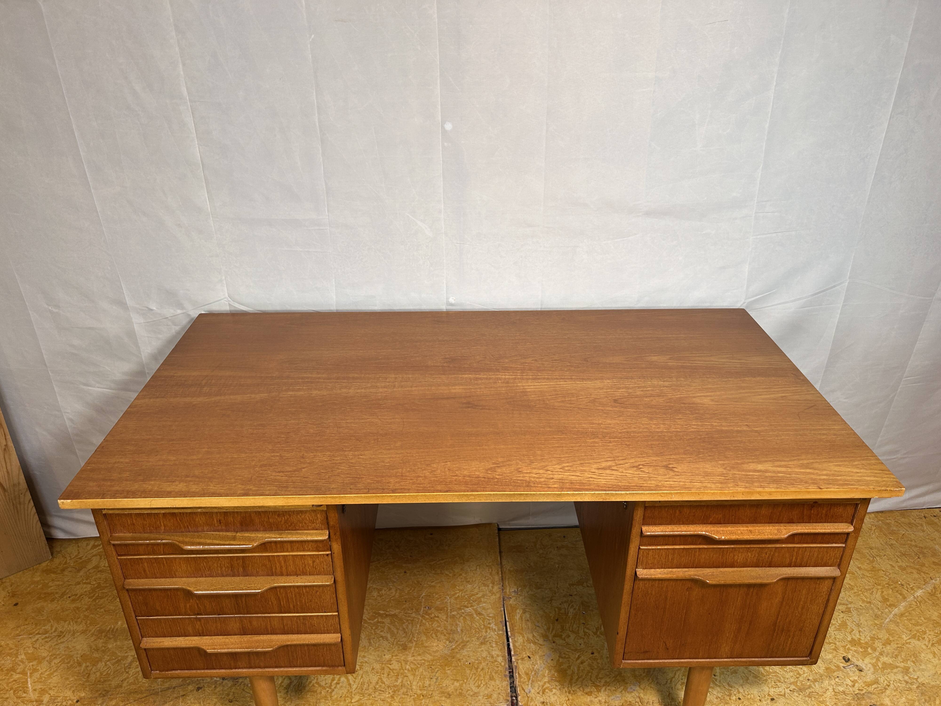 Mid-Century Retro Vintage Teak Desk – 1960s Danish Design