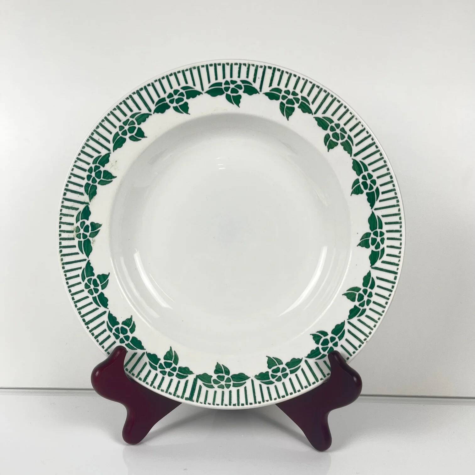 Set of 4 deep plates "Pedro", Sarreguemines, first half of the 20th century.