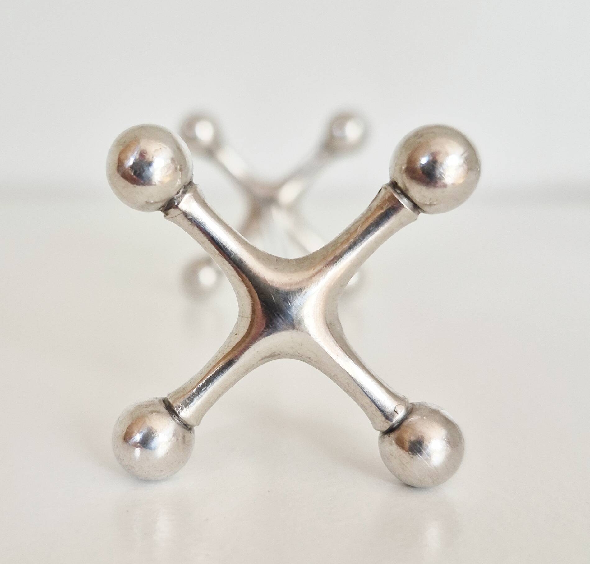 Silver-plated knife rest, 1950s, Christofle style.