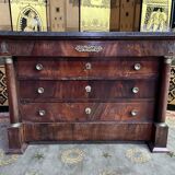 Empire period chest of drawers in mahogany and mahogany veneer