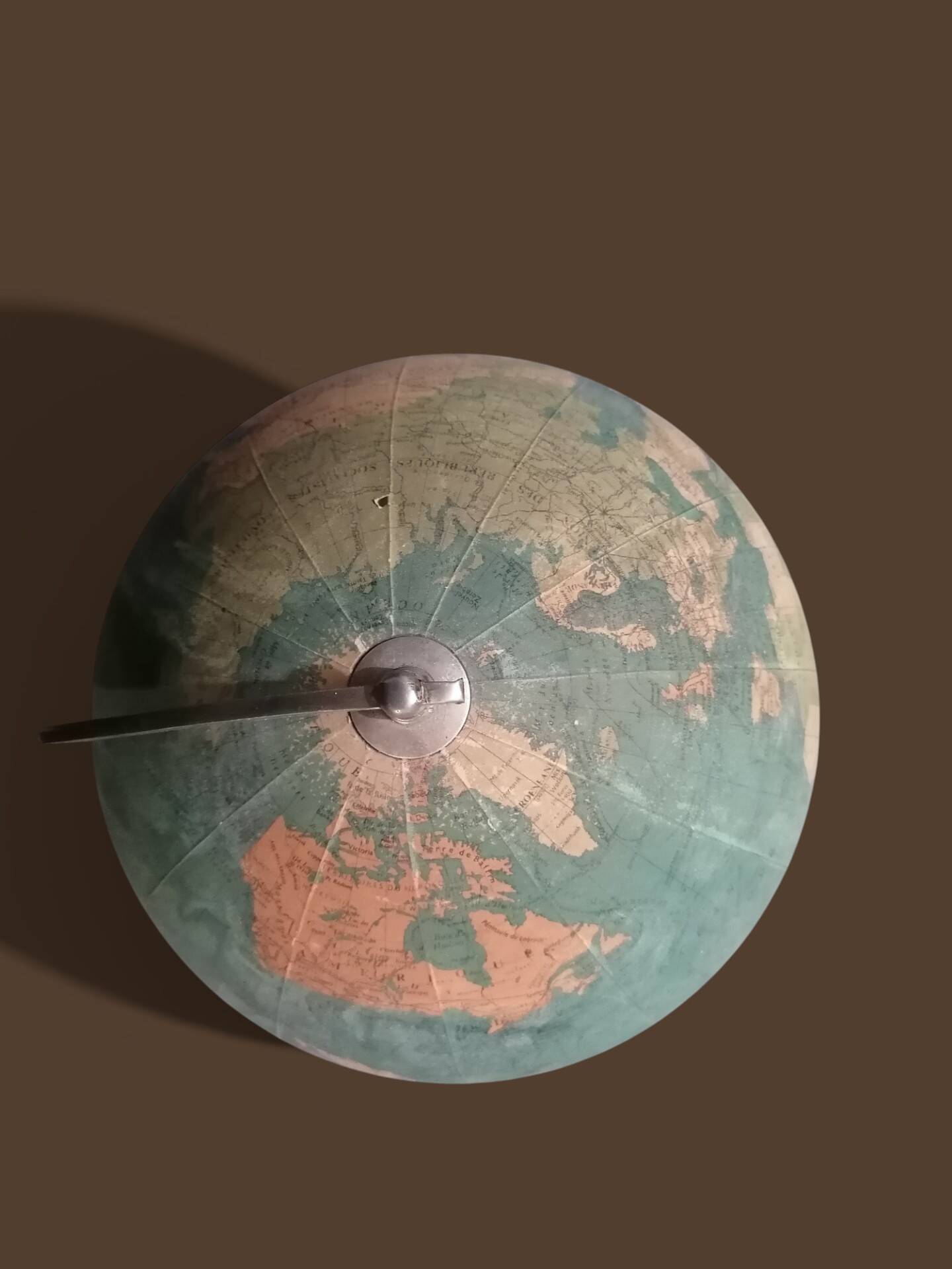 Vintage illuminated glass globe world map - 1940s