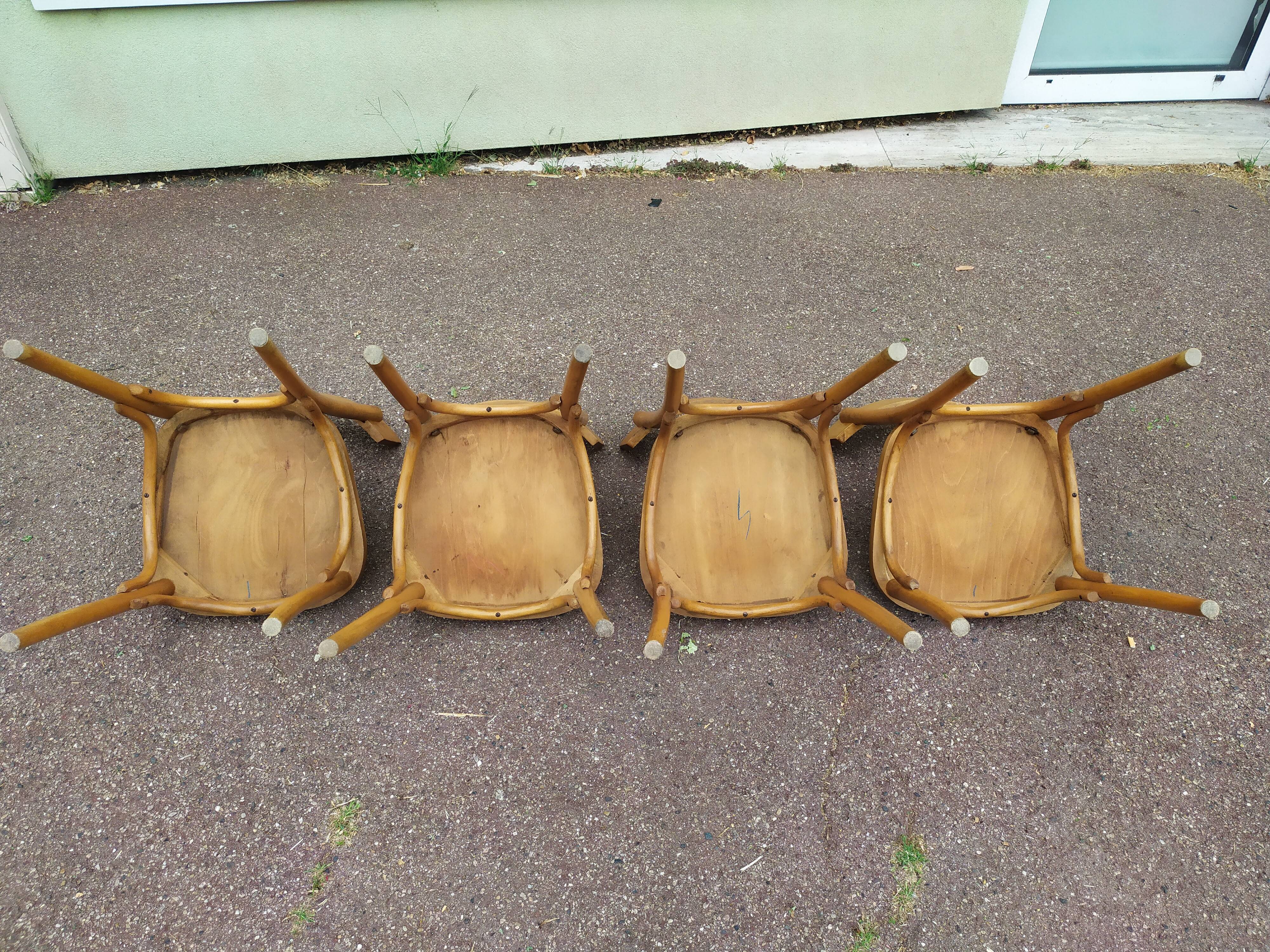 Lot de 4 chaises de bistrot en bois