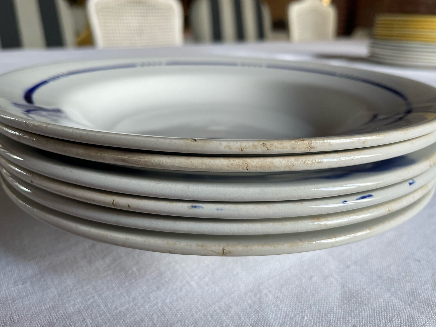 Terre de Fer l'Amandinoise plates